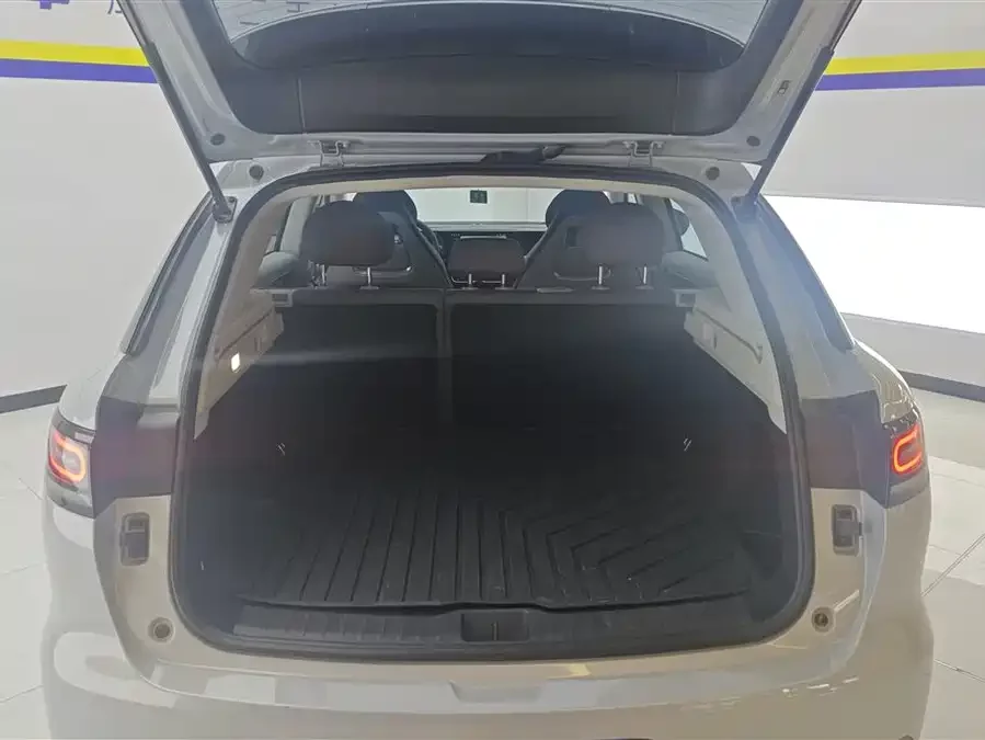 Leapmotor C11