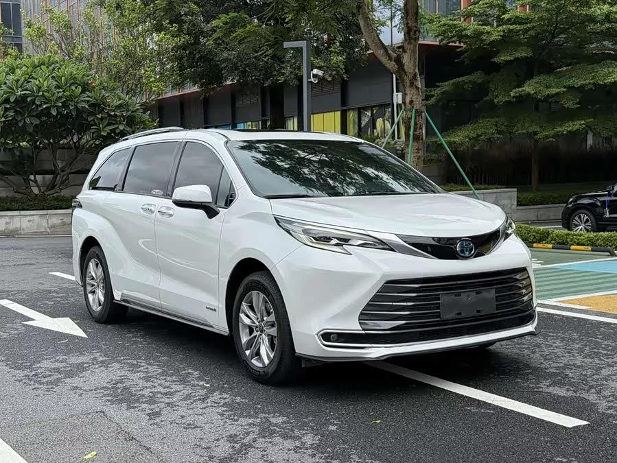 Toyota SIENNA