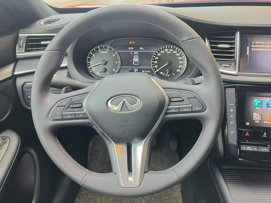 Infiniti QX55