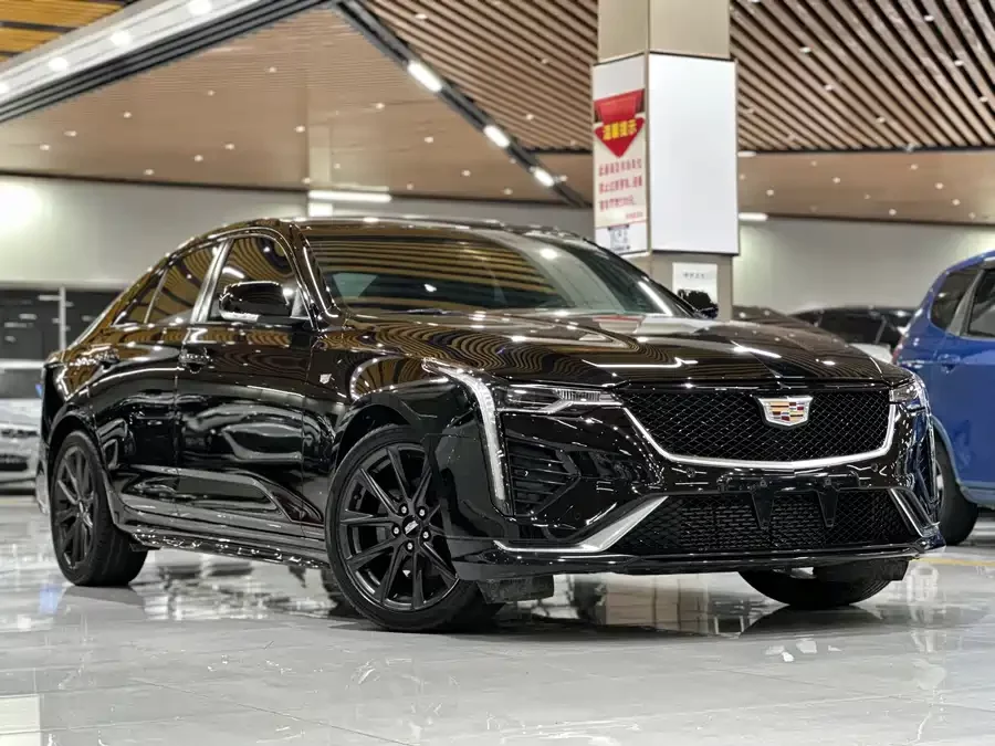 Cadillac CT4