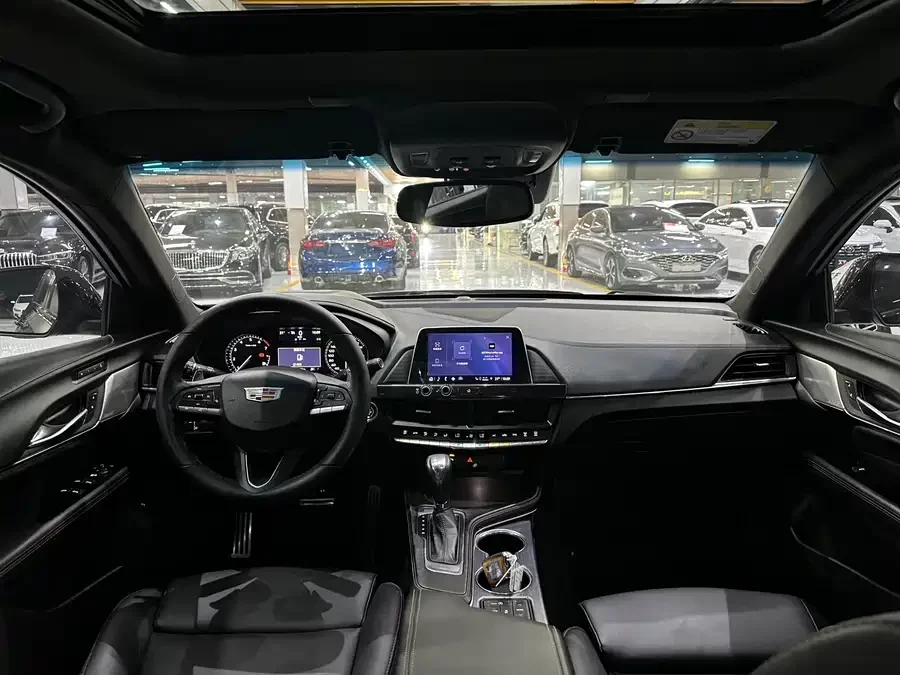Cadillac CT4