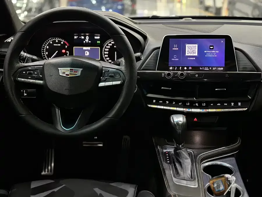 Cadillac CT4