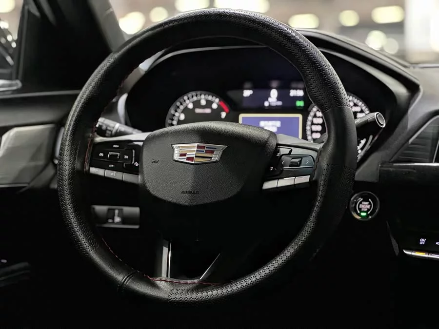 Cadillac CT4