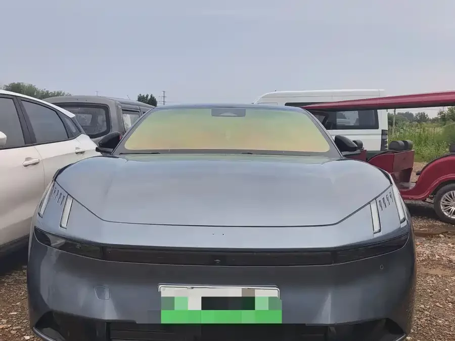 Lynk & Co Z10