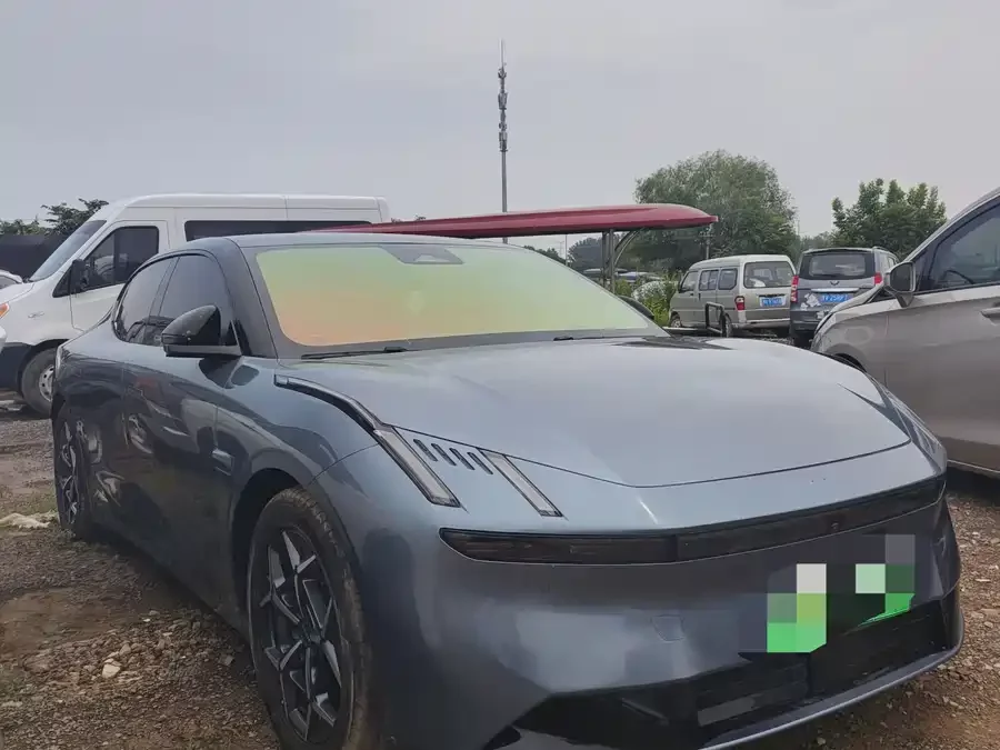 Lynk & Co Z10