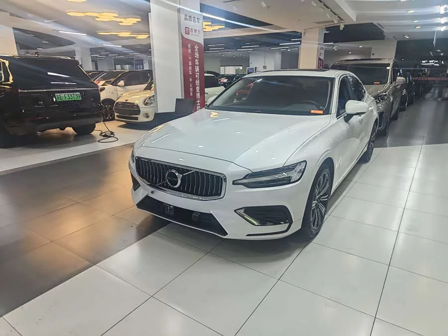 Volvo S60