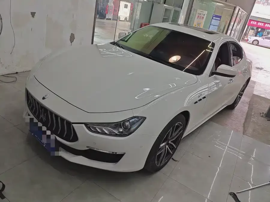 Maserati Ghibli