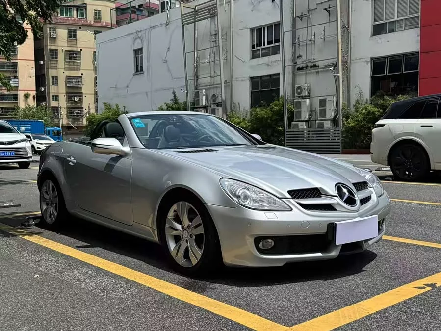 Mercedes Benz SLK-Class