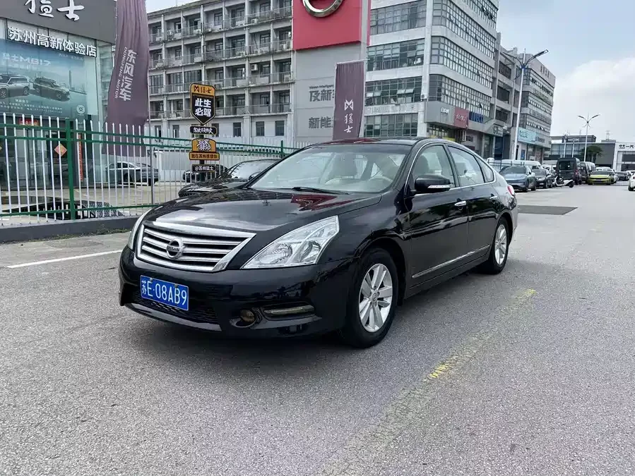 Nissan Teana
