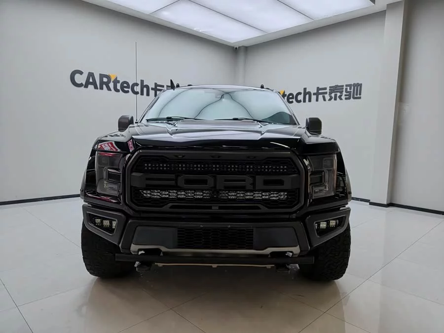 Ford F-150 Raptor