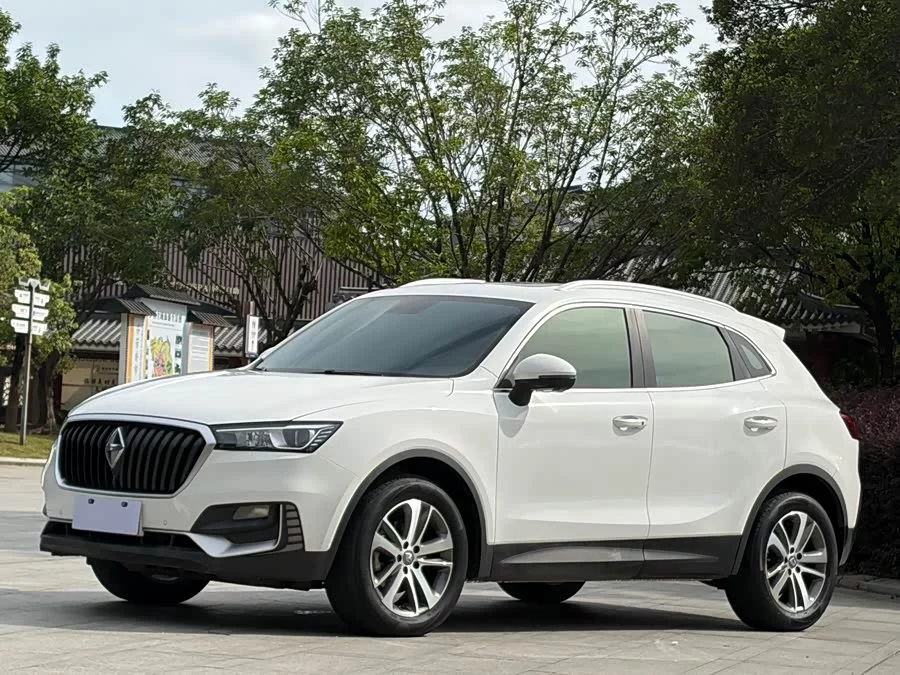 Borgward BX5
