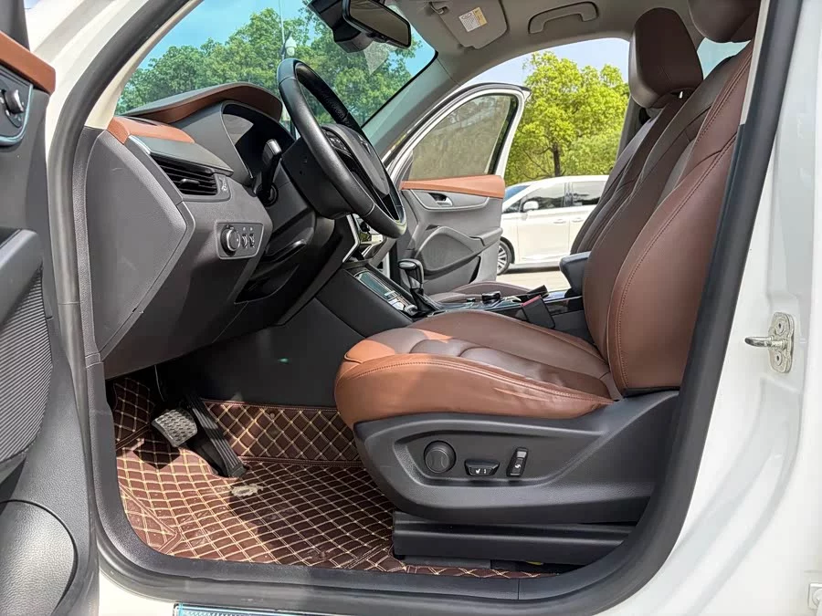 Borgward BX5