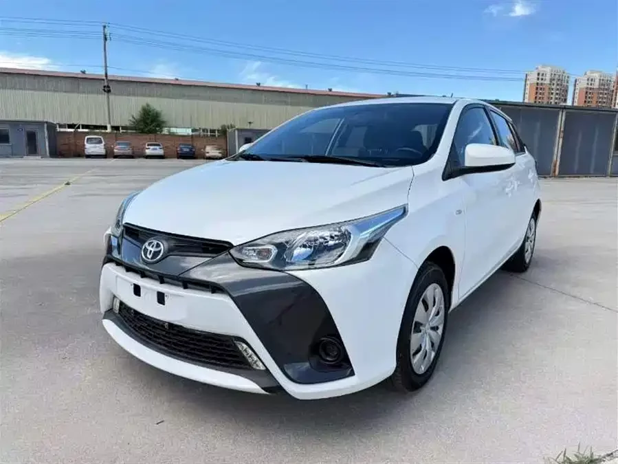 Toyota YARiS L