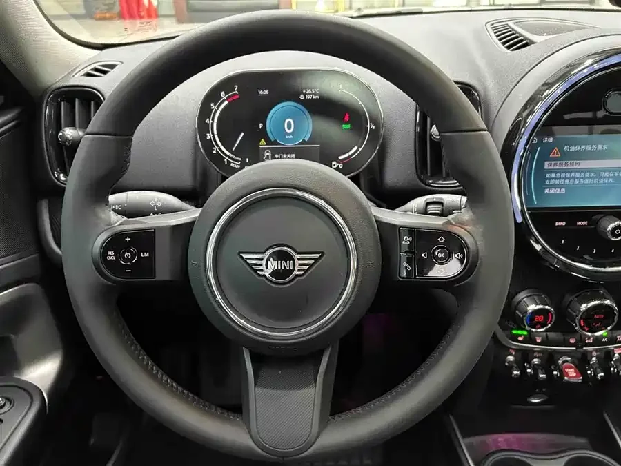 MINI COUNTRYMAN