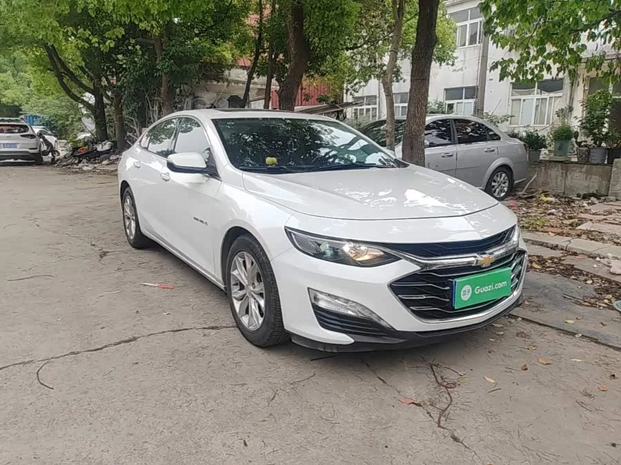 Chevrolet Malibu XL