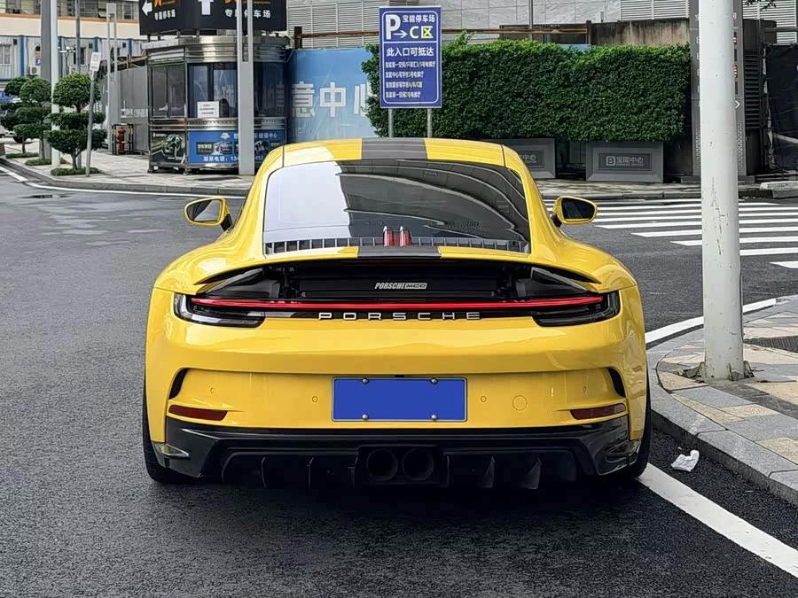 Porsche 911