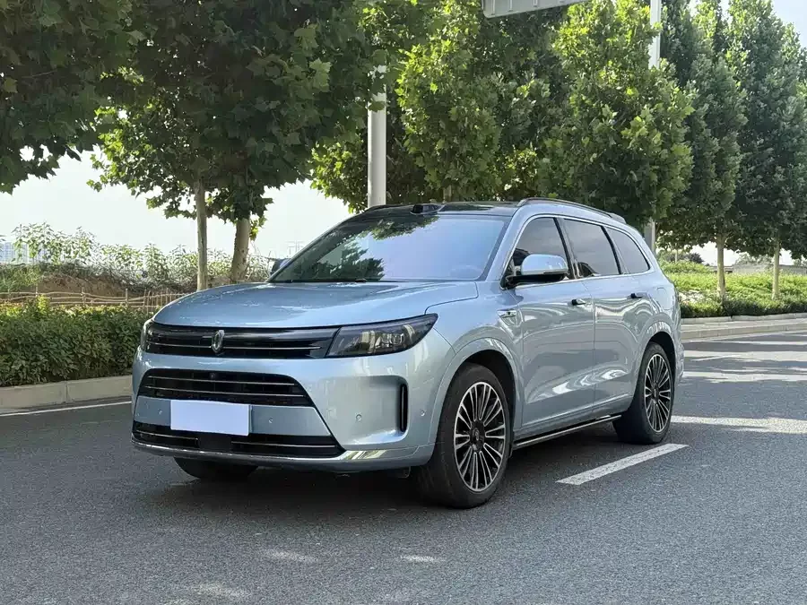 AITO Wenjie M7