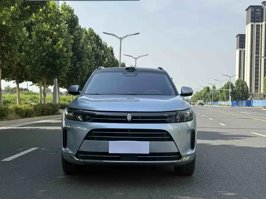 AITO Wenjie M7