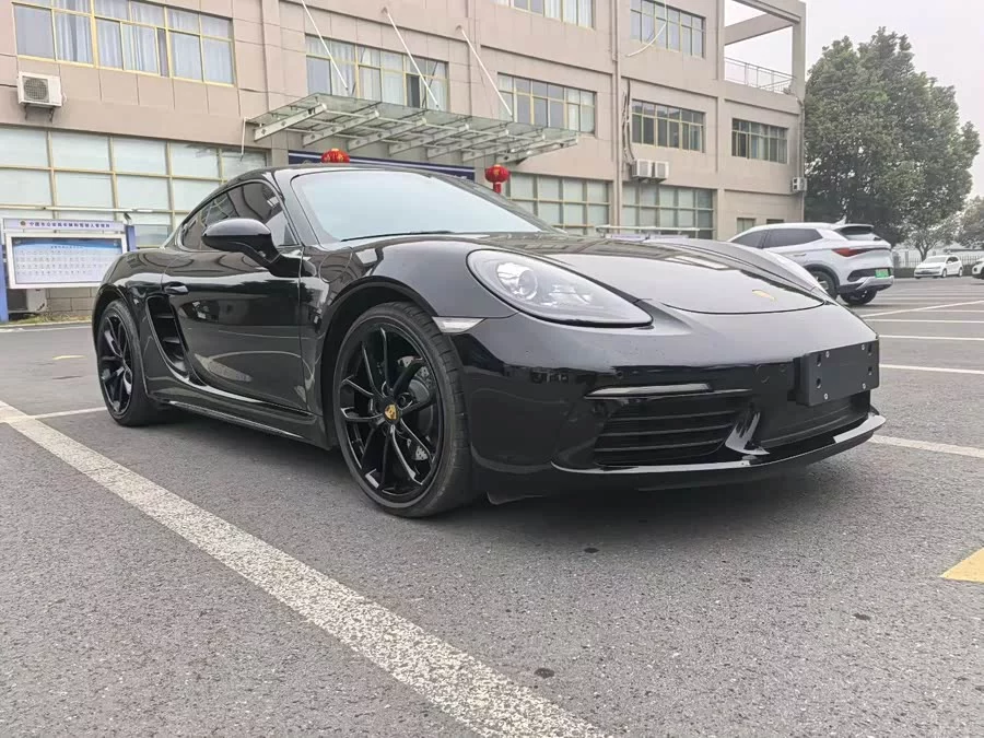 Porsche 718