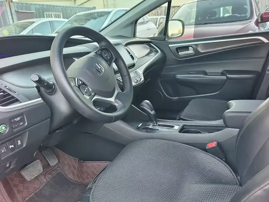 Honda Jade
