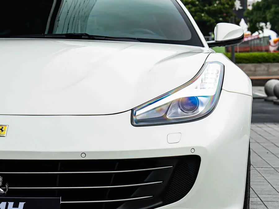 Ferrari GTC4Lusso