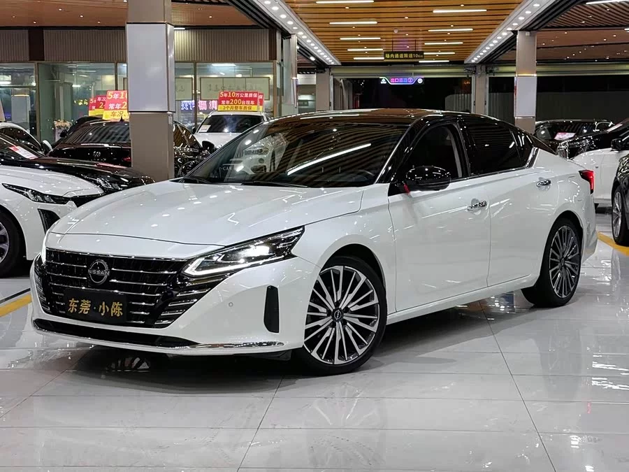 Nissan Teana