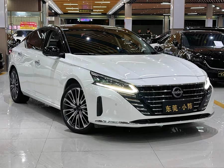 Nissan Teana