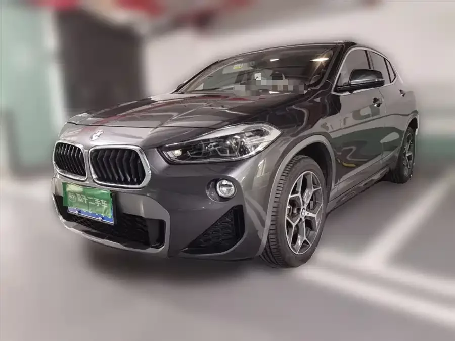 BMW X2