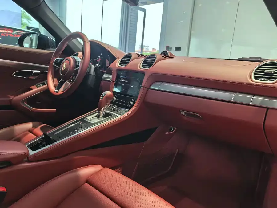 Porsche 718