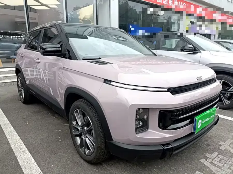 Geely ICON