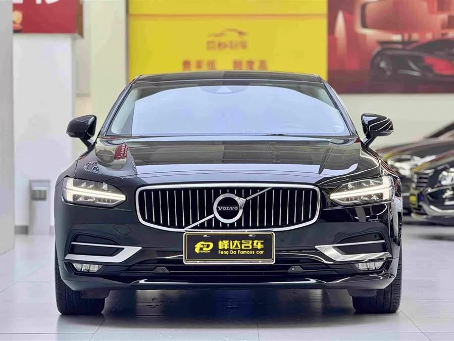 Volvo S90