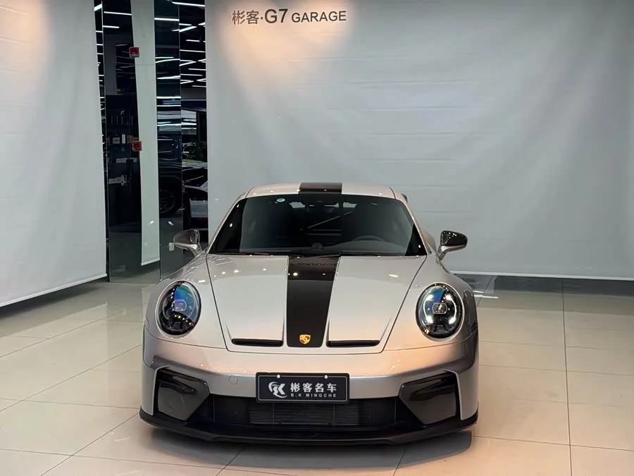 Porsche 911