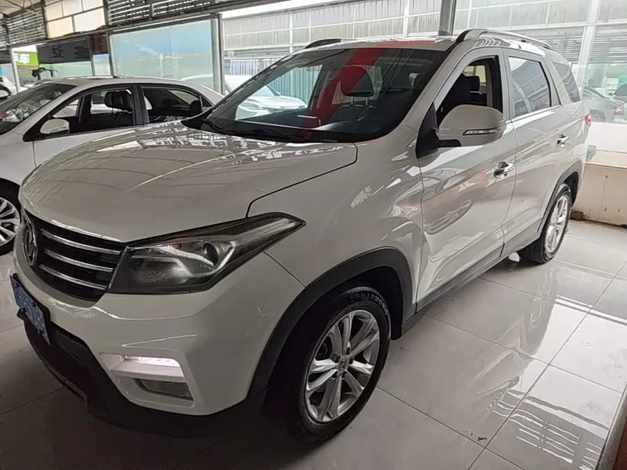 Dongfeng Fengguang S560