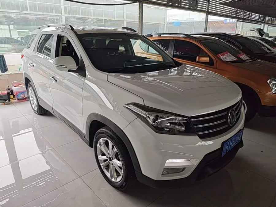 Dongfeng Fengguang S560