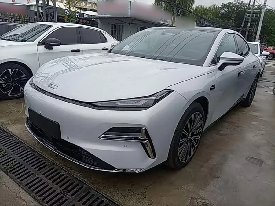 Geely Galaxy Star 8