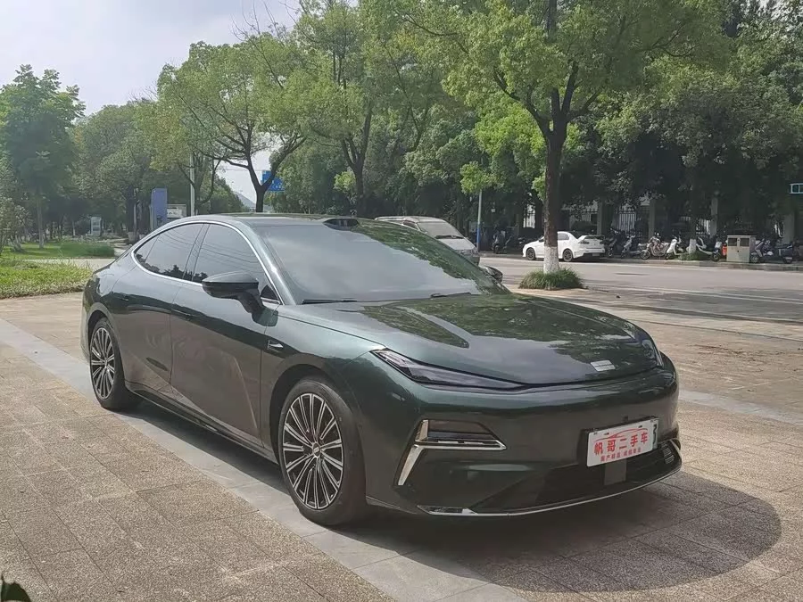 Geely Galaxy Star 8