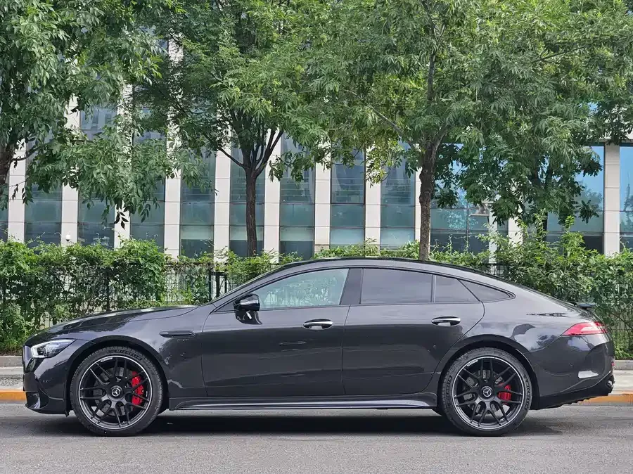 Mercedes Benz AMG GT