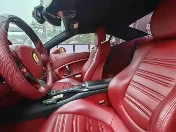 Ferrari California T