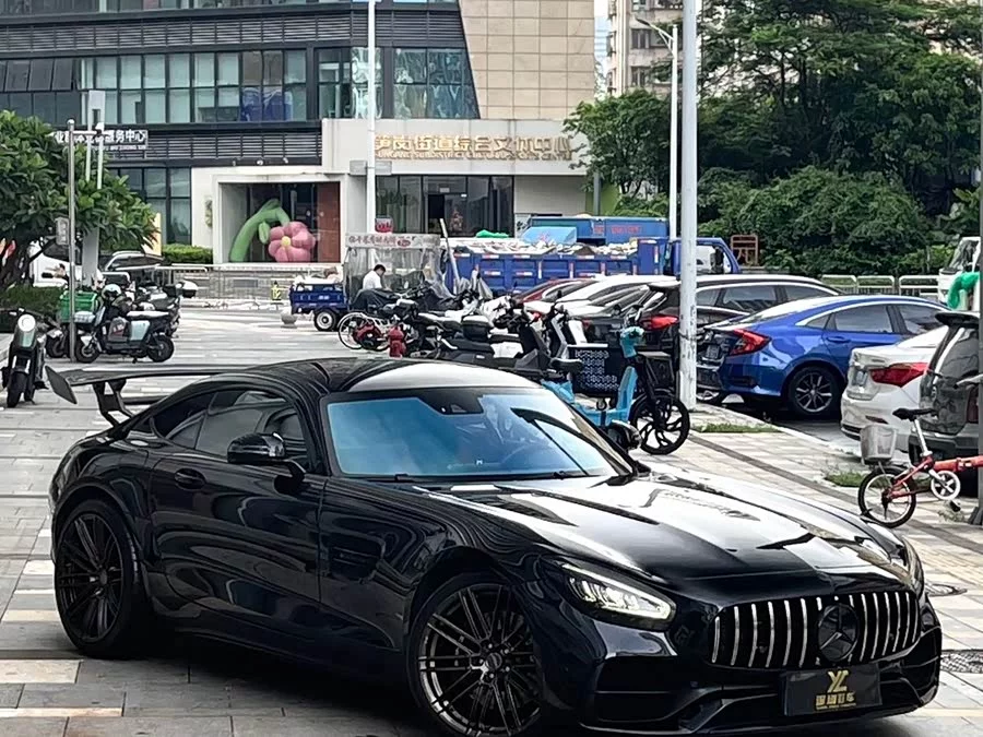 Mercedes Benz AMG GT