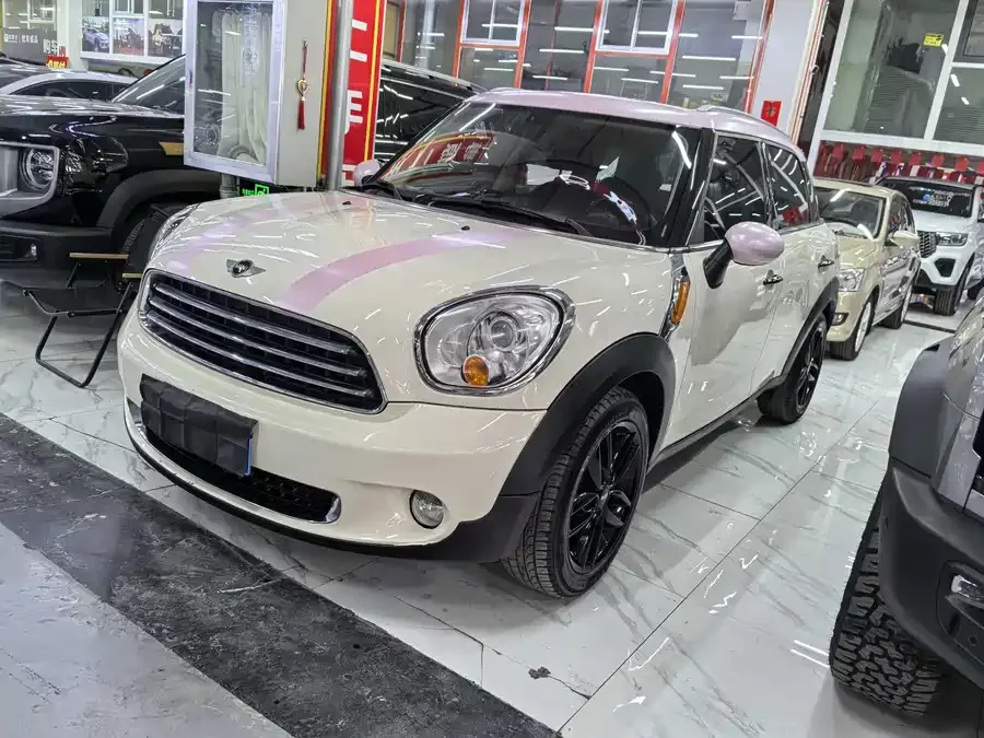 MINI COUNTRYMAN