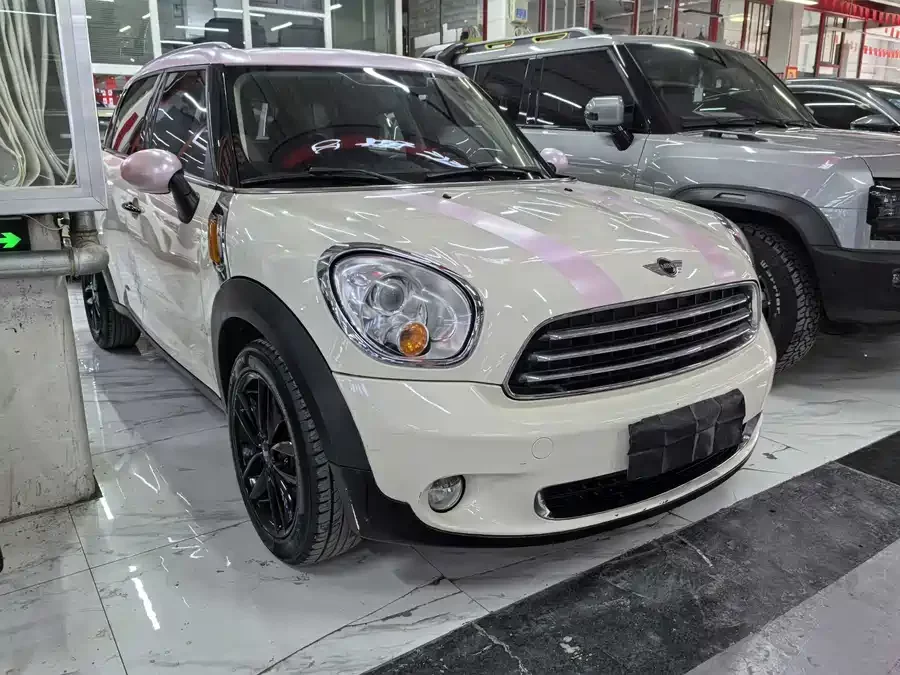 MINI COUNTRYMAN