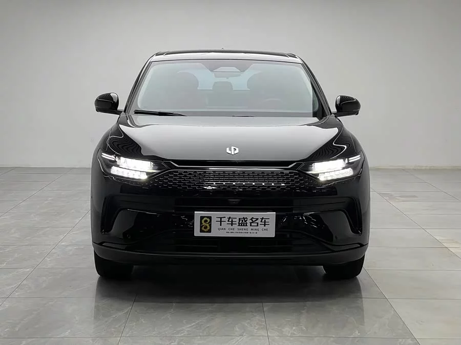 Leapmotor C11