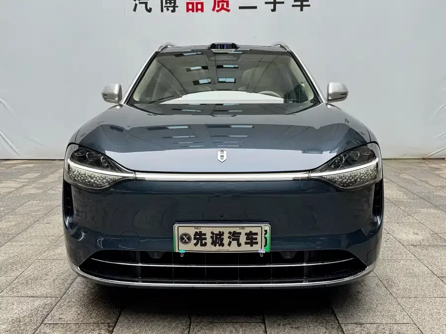 AITO Wenjie M9