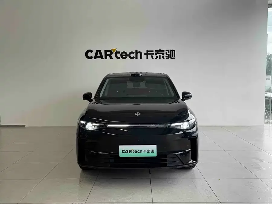 Leapmotor C10