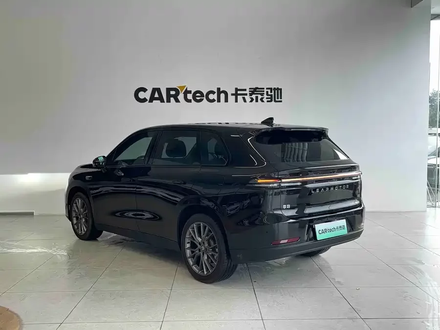 Leapmotor C10
