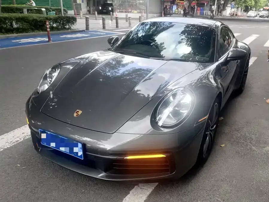 Porsche 911