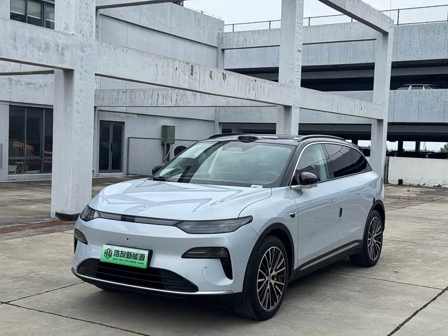 Leapmotor C11