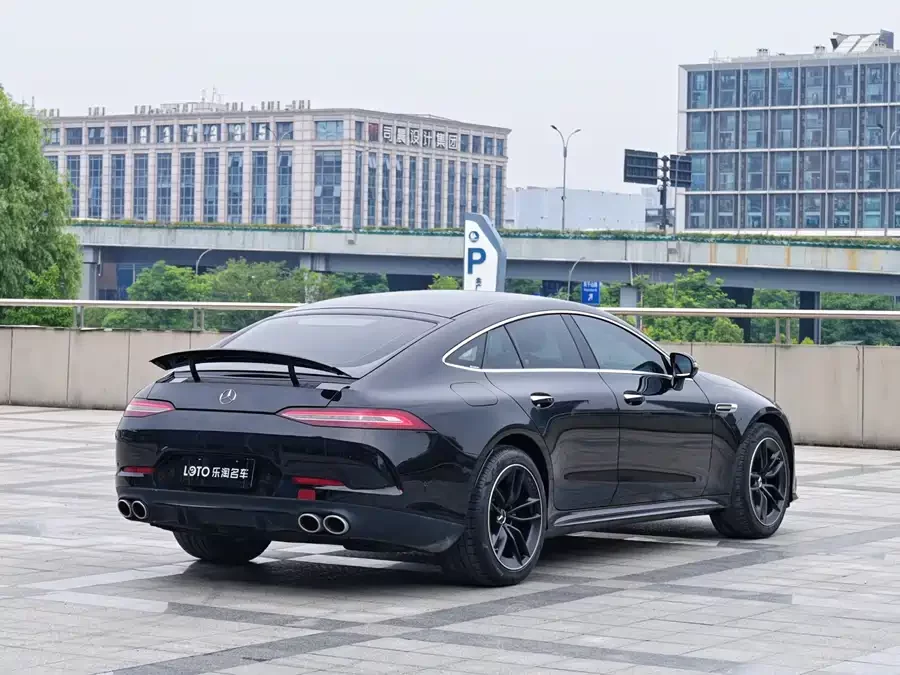 Mercedes Benz AMG GT