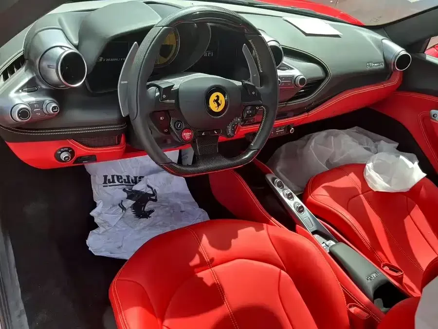 Ferrari F8