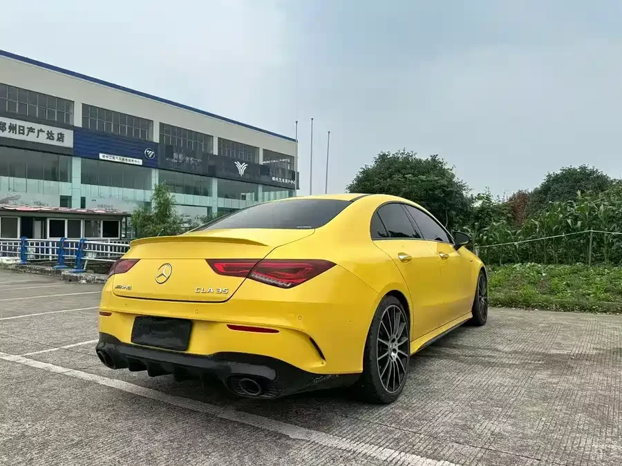Mercedes Benz CLA AMG